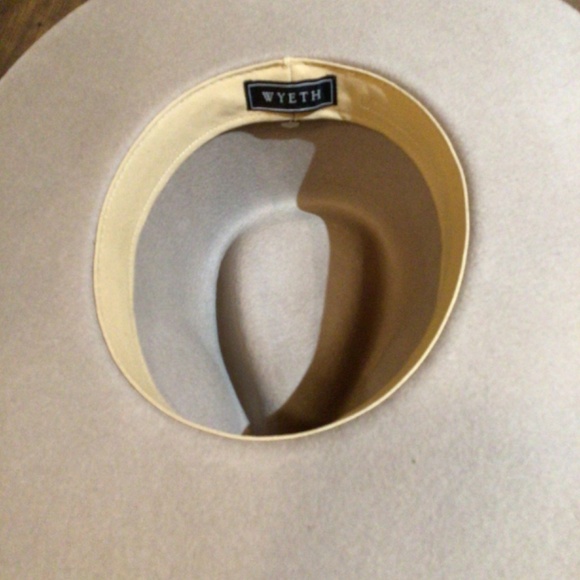 Wyeth rare feather rancher - Picture 5 of 5